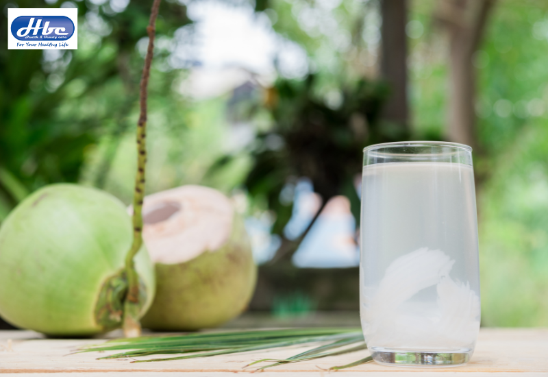 Bị tiêu chảy uống nước dừa được không​? 